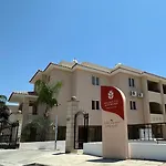 Majestic Gardens 10 Minutes From Larnaka Airport