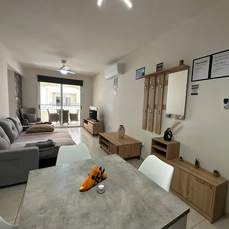 Majestic Gardens 10 Minutes From Larnaka Airport * Tersephanou