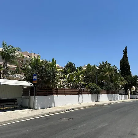 شقة Majestic Gardens 10 Minutes From Larnaka Airport *