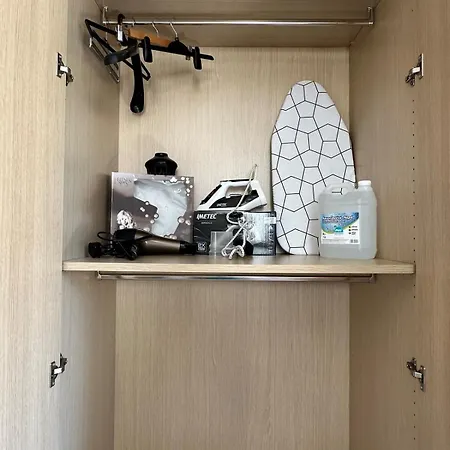 Majestic Gardens 10 Minutes From Airport Ларнака