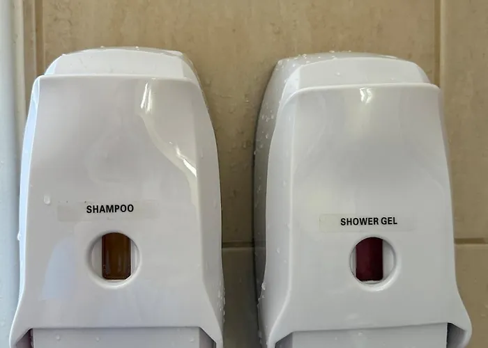 Majestic Gardens 10 Minutes From Larnaka Airport アパート Tersephanou