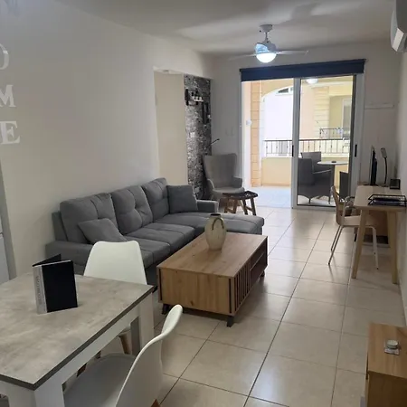 Majestic Gardens 10 Minutes From Larnaka Airport Appartement Tersephanou