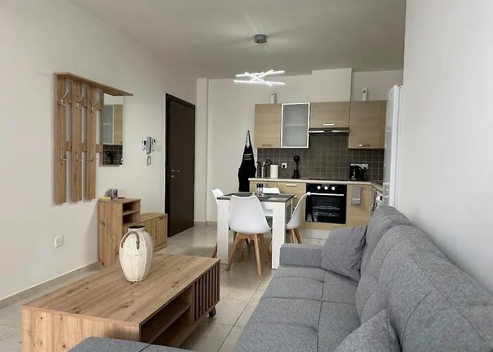 Majestic Gardens 10 Minutes From Larnaka Airport Appartement Tersephanou