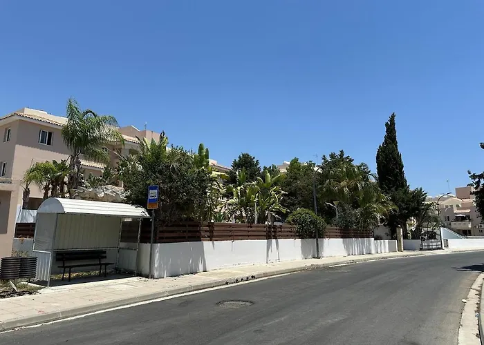 Appartement Majestic Gardens 10 Minutes From Larnaka Airport *