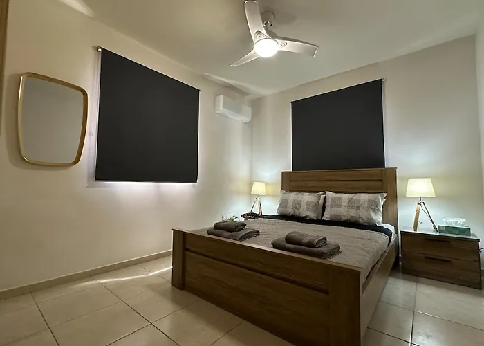 Majestic Gardens 10 Minutes From Larnaka Airport