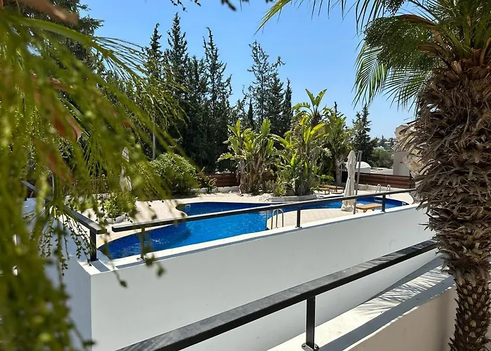 Appartement Majestic Gardens 10 Minutes From Larnaka Airport *
