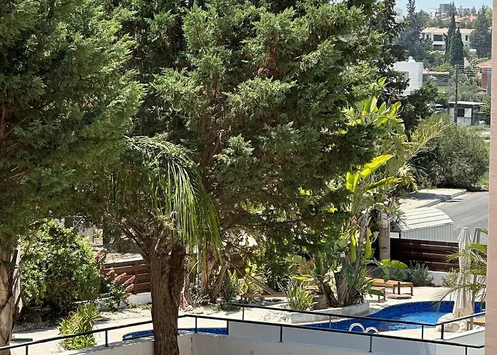Majestic Gardens 10 Minutes From Larnaka Airport *